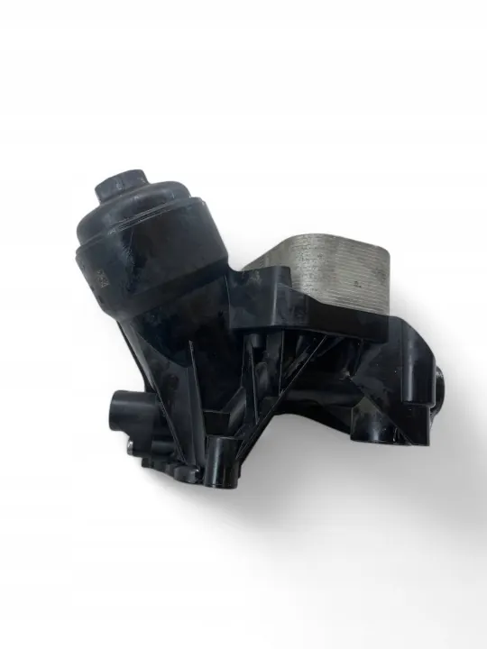 Audi Öljynsuodatinpohja OEM 05L115389B - Käytetty image 7