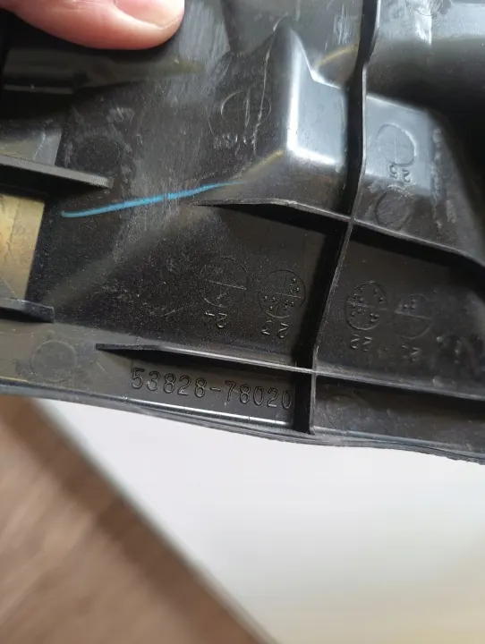 Lexus NX II Etu vasen lokasuoja OEM 53828-78020 image 3