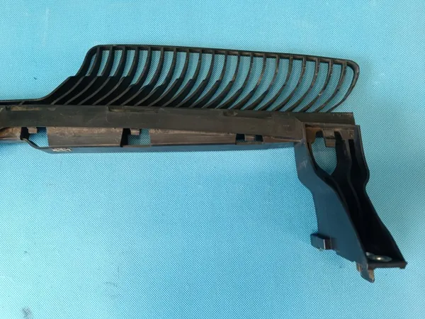 OEM 5NA805705M Etutankotangot VW Tiguan II:lle image 7