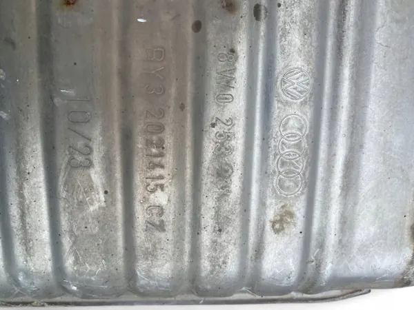 Audi A4/S4 B9 8W 2023 Kokonaisvaimennin OEM 8W0253211 image 10