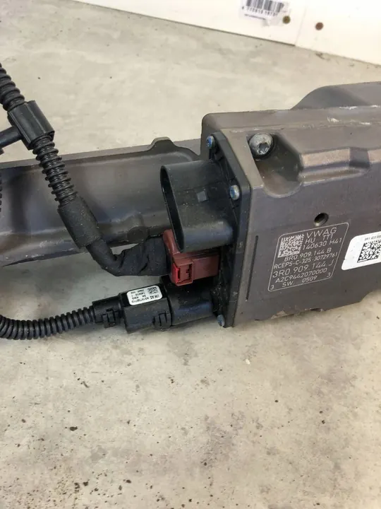 Audi OE 8R1423055BE Direção image 8