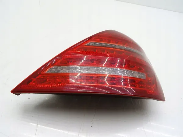 Rechter achter LED achterlicht A2218201464 Mercedes W221 Sedan image 2