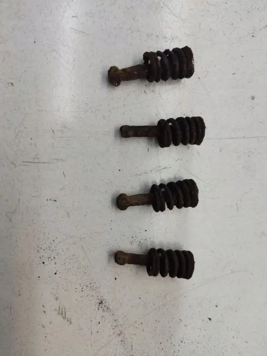 Käsijarrun kenkät BMW 7 E32 1993 OEM 440400 image 7