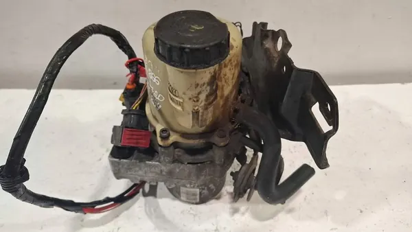 Stuurbekrachtigingspomp Dacia Logan I Sandero I OEM 8200720894 image 2