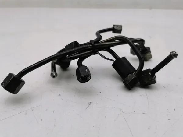 Opel Zafira C 2014 Tuyau d'injecteur AMD116713 image 3