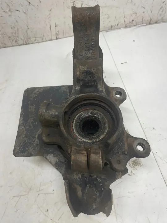 Moyeu de roue avant BA0258A côté droit Audi Coupe image 5