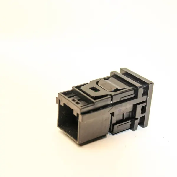 AUX-uttag OEM 1712A010819 för Toyota Camry VIII image 3