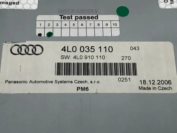 Mudador CD Audi Q7 OEM 4L0035110 - Usado image 4