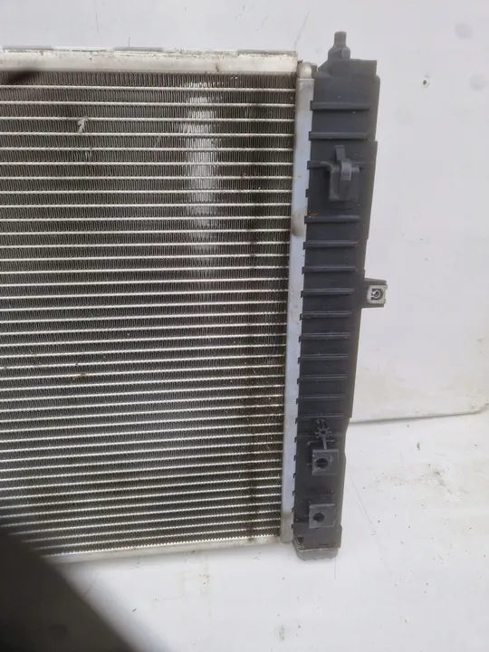 Radiador de agua VW Passat B5 Audi A4 8D0121251 image 2