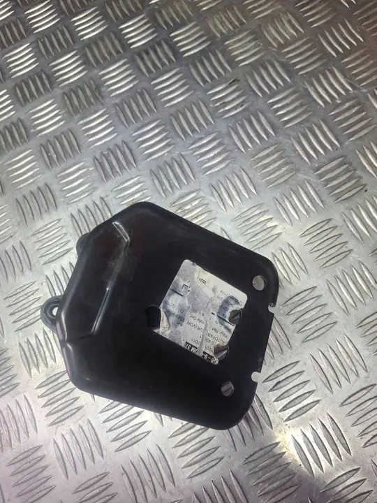 Toyota RAV 4 (XA40) 2015 Takapuskuri Vahvistus image 3