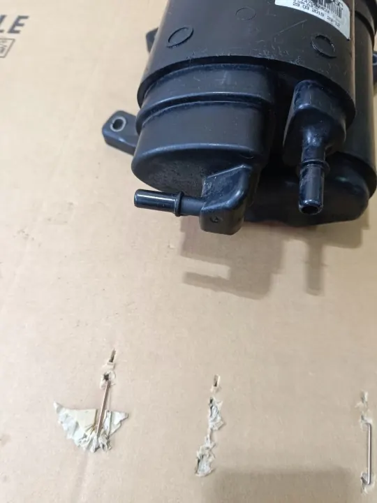 BMW 3 G20 G21 actiefkoolstoffiltertank OEM 432423233343 image 4