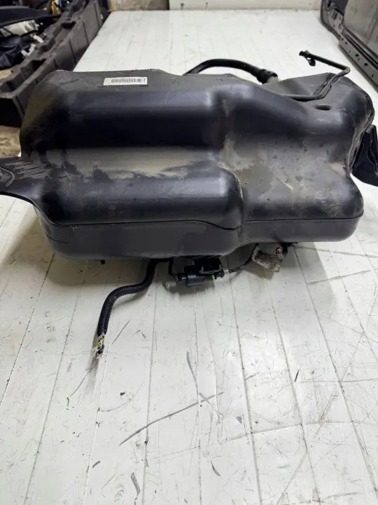 Gebrauchte AdBlue-Tankpumpe OEM 4G0131877 für Audi A6 C7 image 3