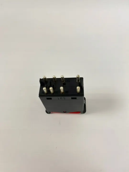 Botão de Interruptor de Luzes de Emergência Mercedes W126 SEC R107 0008209010 image 5