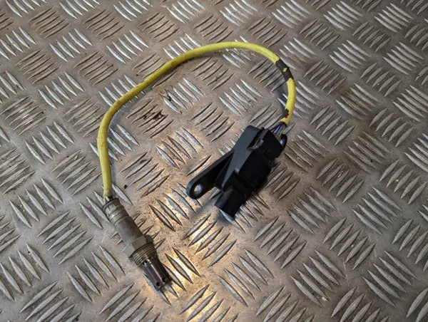 Cubo Farol Mercedes Sprinter 907/910 - Denso image 2