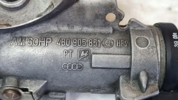 Ontsteekschakelaar OEM 4B0905851Q voor VW Polo 1.9L Diesel image 4