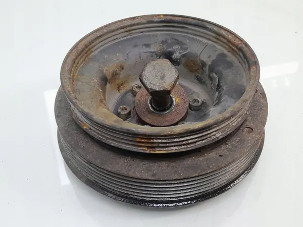 Polea cigüeñal Suzuki OE OEM 3L04 - Usado image 2