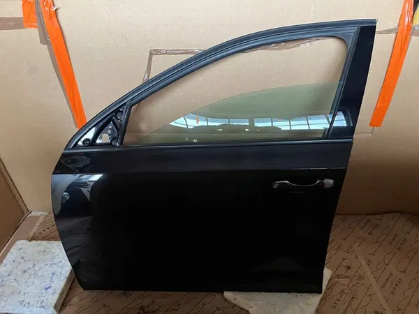 OCTAVIA 3 III 5E0 VÄNSTER FRAMDÖRR OEM 5E0831055A ST image 3