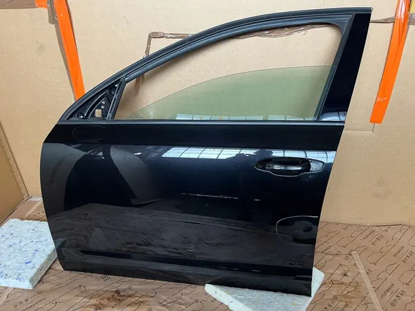 OCTAVIA 3 III 5E0 VÄNSTER FRAMDÖRR OEM 5E0831055A ST image 4