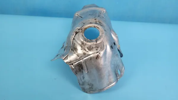 Peugeot 308 III P5 21r Cache thermique 98096995280 image 3