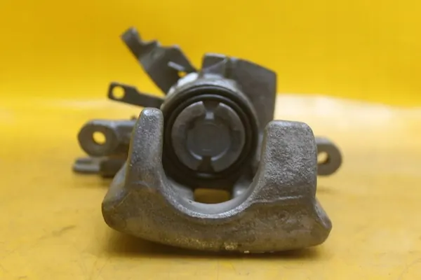 Hinterer rechter Bremssattel VW Caddy III image 8