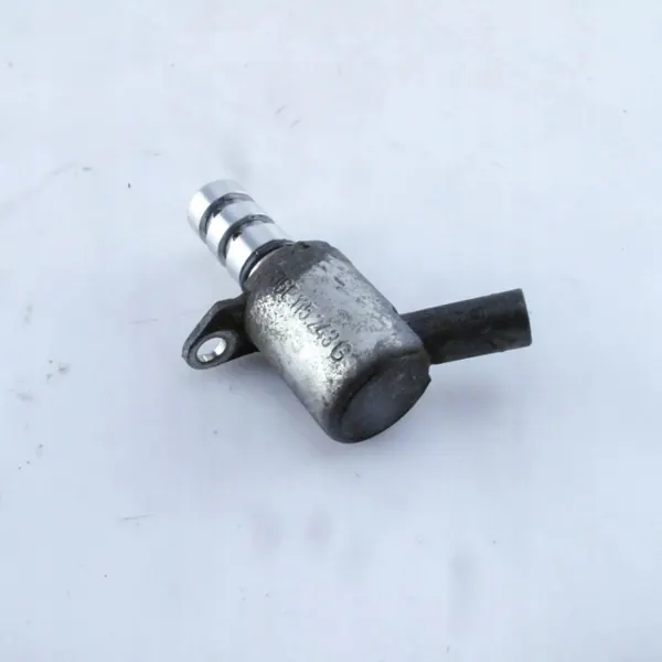 Soupape de réglage arbre à cames OEM 06E115243G - Audi A6 image 2