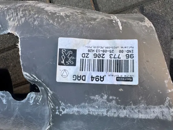 Peugeot 2008 I 2013- Matto OEM 96773206ZD 001 image 4