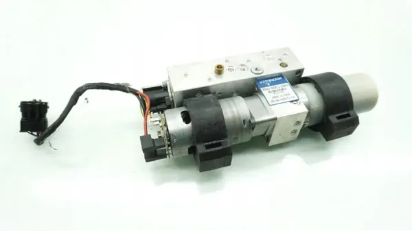 Pompe de toit OEM A1728000030 pour Mercedes SLK R172 image 2