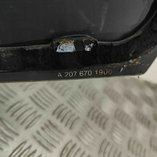 Mercedes-Benz achterruit OEM A2076701900 - Gebruikt image 4