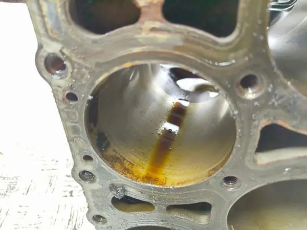 Porsche Cayenne Motorblock OEM 0221030215 image 7
