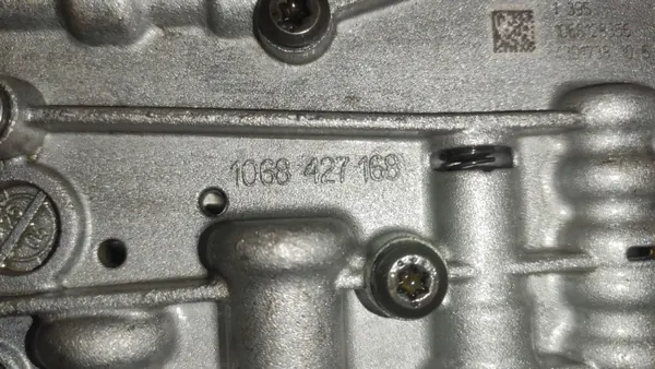 Placa de mecatrónica caja auto OEM 1068128356 image 10