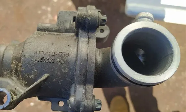 Vattenpump Mercedes W117 45 AMG 2.0 T A1332000601 image 5