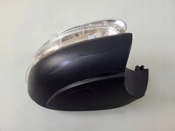 Oikean peilin indikaattorikotelo VW Touran Golf VI 2008-2012 image 3