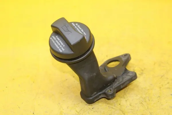 Bouchon de remplissage d'huile OEM 074115308D LT 28 2.5 SDI image 2