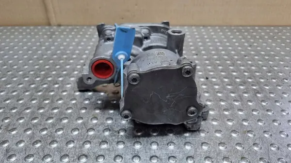 Volkswagen OE Olje Pump 04L145208H image 4