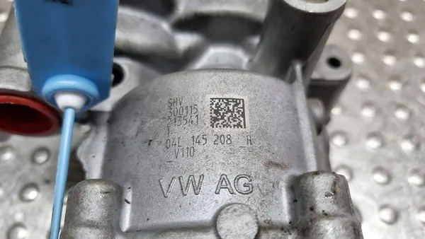Volkswagen OE Olje Pump 04L145208H image 6