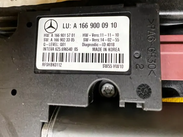 Kattoluukun moottori OEM A1667800800 Mercedes GL GLS image 8