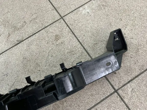 TESLA MODEL Y 20- Suporte de para-choque traseiro image 7