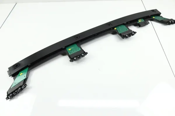 Mercedes CL W215 Antenneversterker OEM 2158200389 image 4