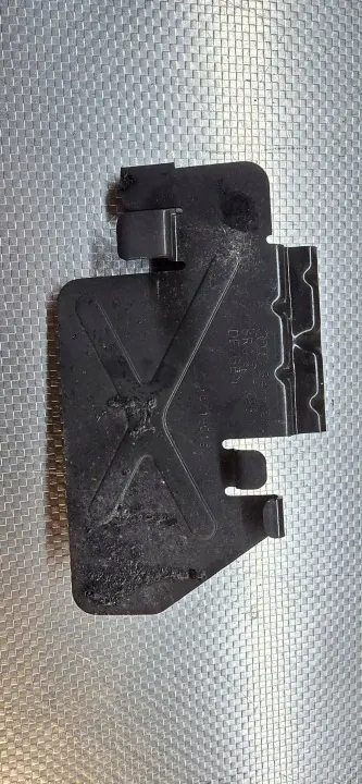 Ohjausyksikön kiinnike Audi Q5 SQ5 8R 3.0 TDI OEM 8R0907298 image 2