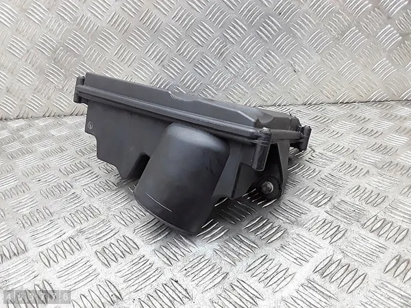 Ilmansuodatinlaatikko Mercedes E-luokka 2005 3000 CDI A6420940204 image 4