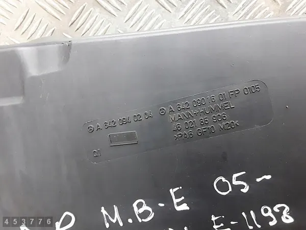 Ilmansuodatinlaatikko Mercedes E-luokka 2005 3000 CDI A6420940204 image 6