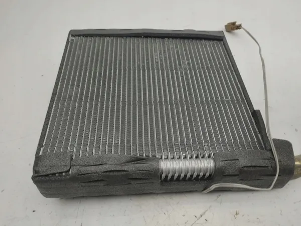 Nissan Juke II Núcleo Aquecimento Ar OEM AMD141624 image 3