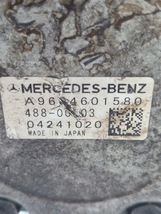 Pompe de direction A9604601580 pour Mercedes Actros image 3
