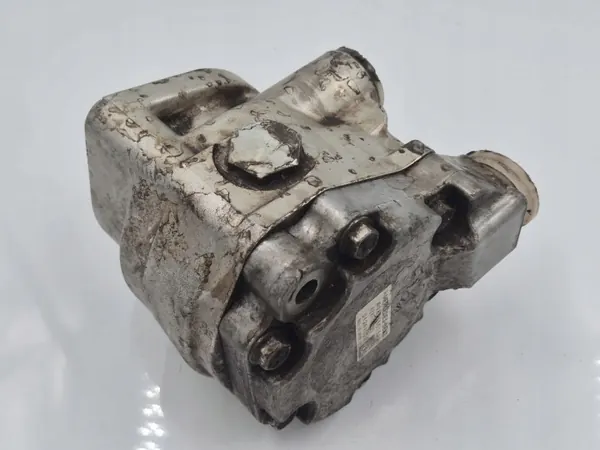 Pompe de direction A9604601580 pour Mercedes Actros image 4