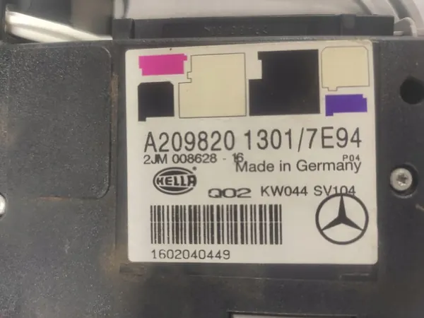 Cabinelamp Mercedes-Benz OE a2098201301 image 7