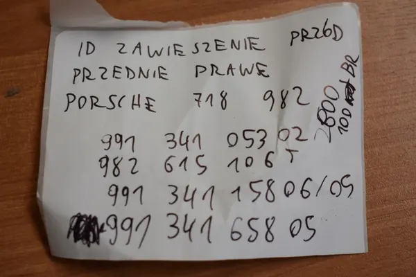 Porsche OE Voorvering rechts OEM 99134105302 image 9