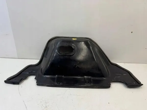 Audi A6 S6 C8 motorruimteonderdeel OEM 4K0819523J image 2