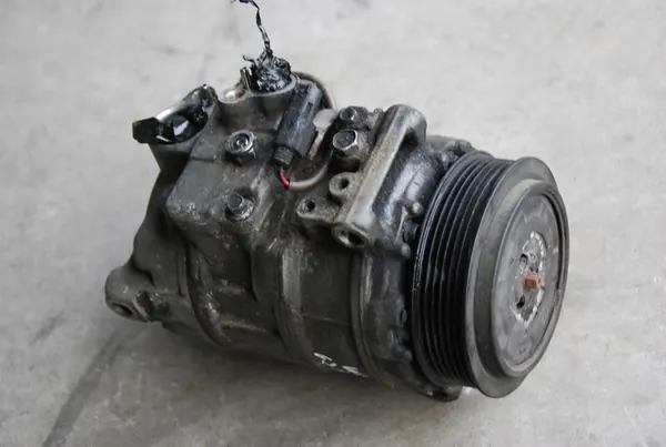 Compresor de Aire Acondicionado MERCEDES W221 A0022300911 image 5