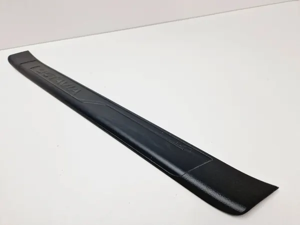 Skoda Octavia Mk3 2014 Rechter voorzijde dorpel image 2