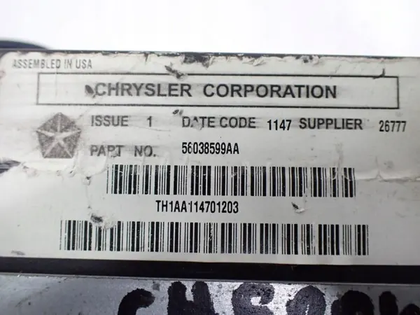 Changer CD OEM 56038616AA pour Jeep Grand Cherokee WK image 8